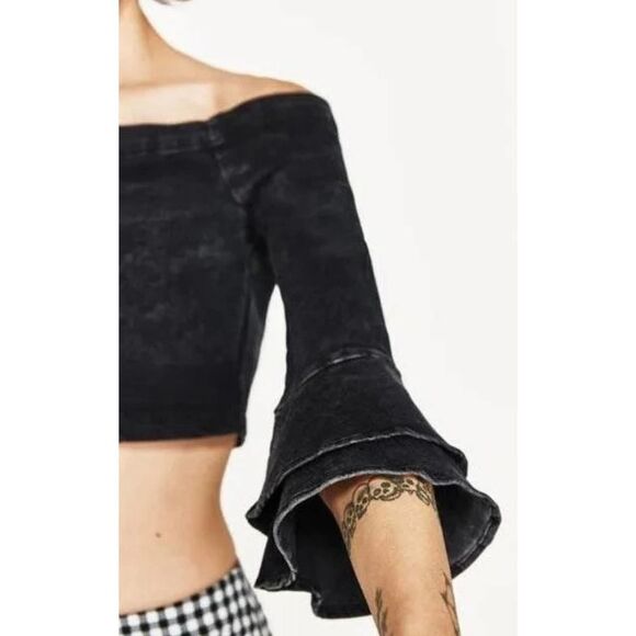 Zara EUC Denim Cropped Off Shoulder Top Ruffled Sleeves Size S - Picture 4 of 15